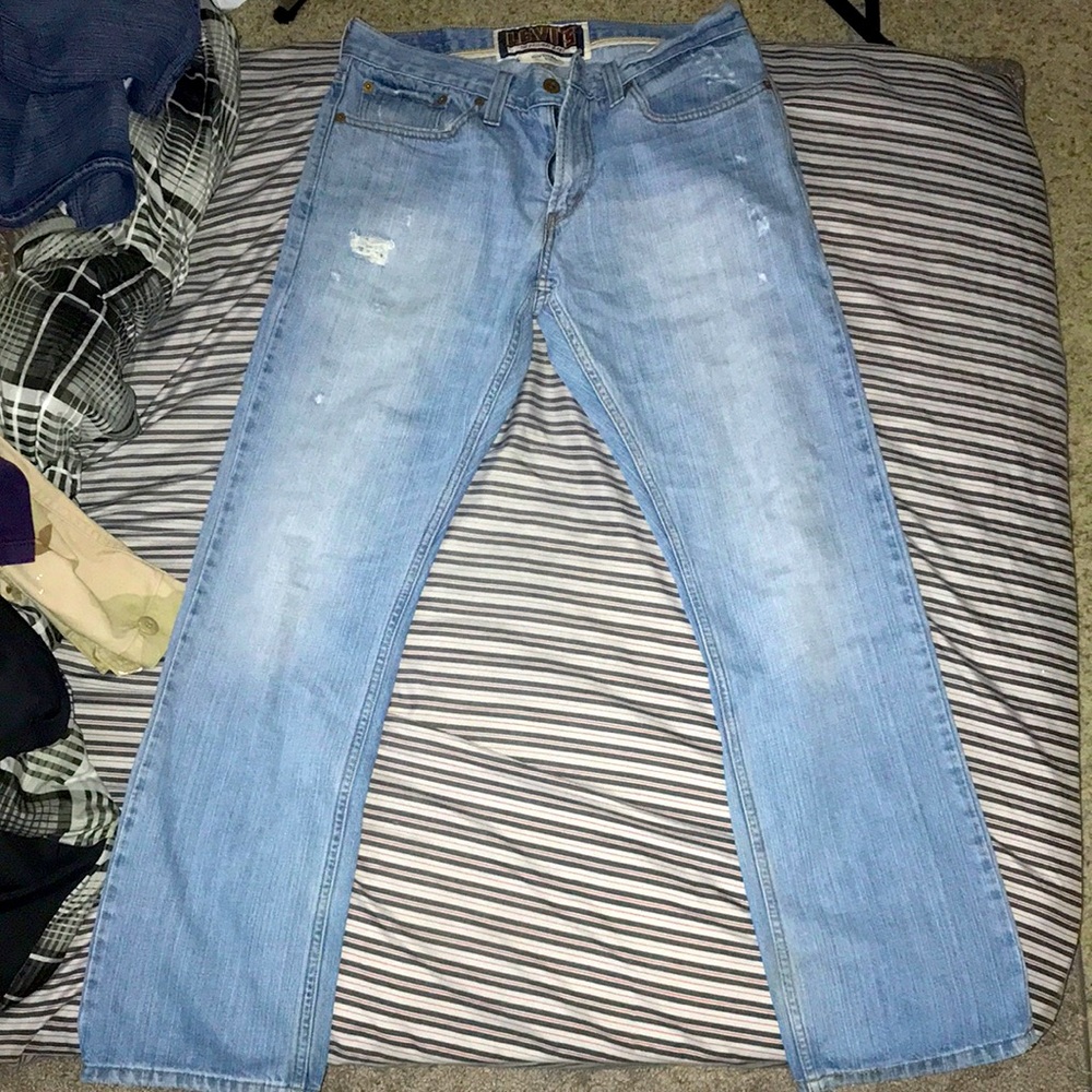 Classic Levi’s Light Wash Jeans Vintage